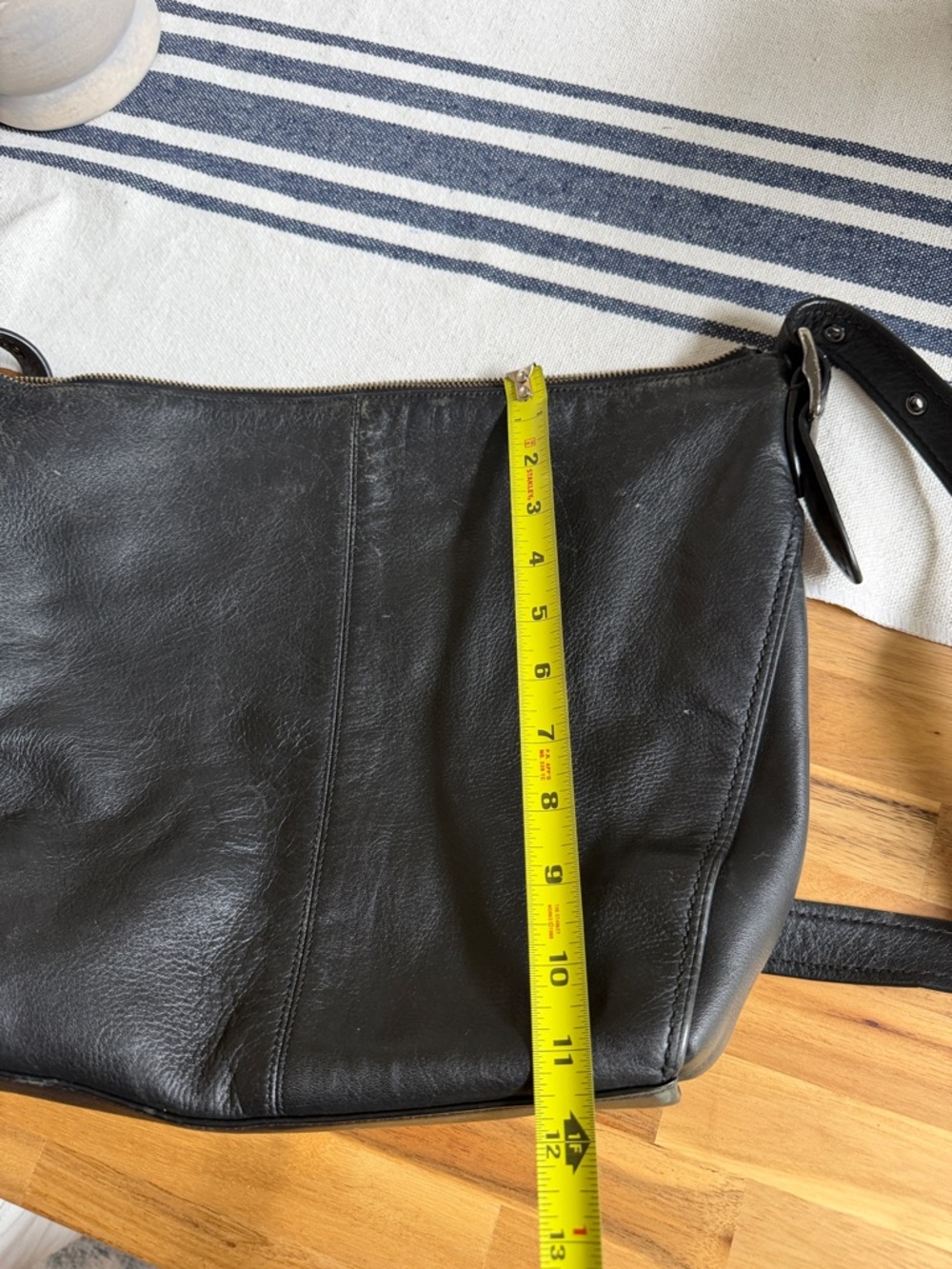 Coach Black Leather Crossbody Shoulder Bag with silver logo - Picture 4 of 12